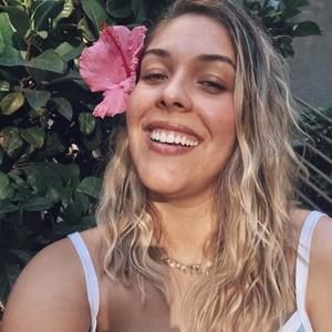 Meet your Posher, Juliana